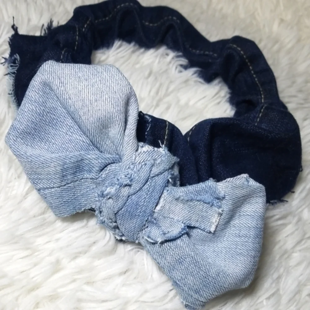 TASTY RAW EDGE DENIM   XL SCRUNCH-ME PONYTAIL